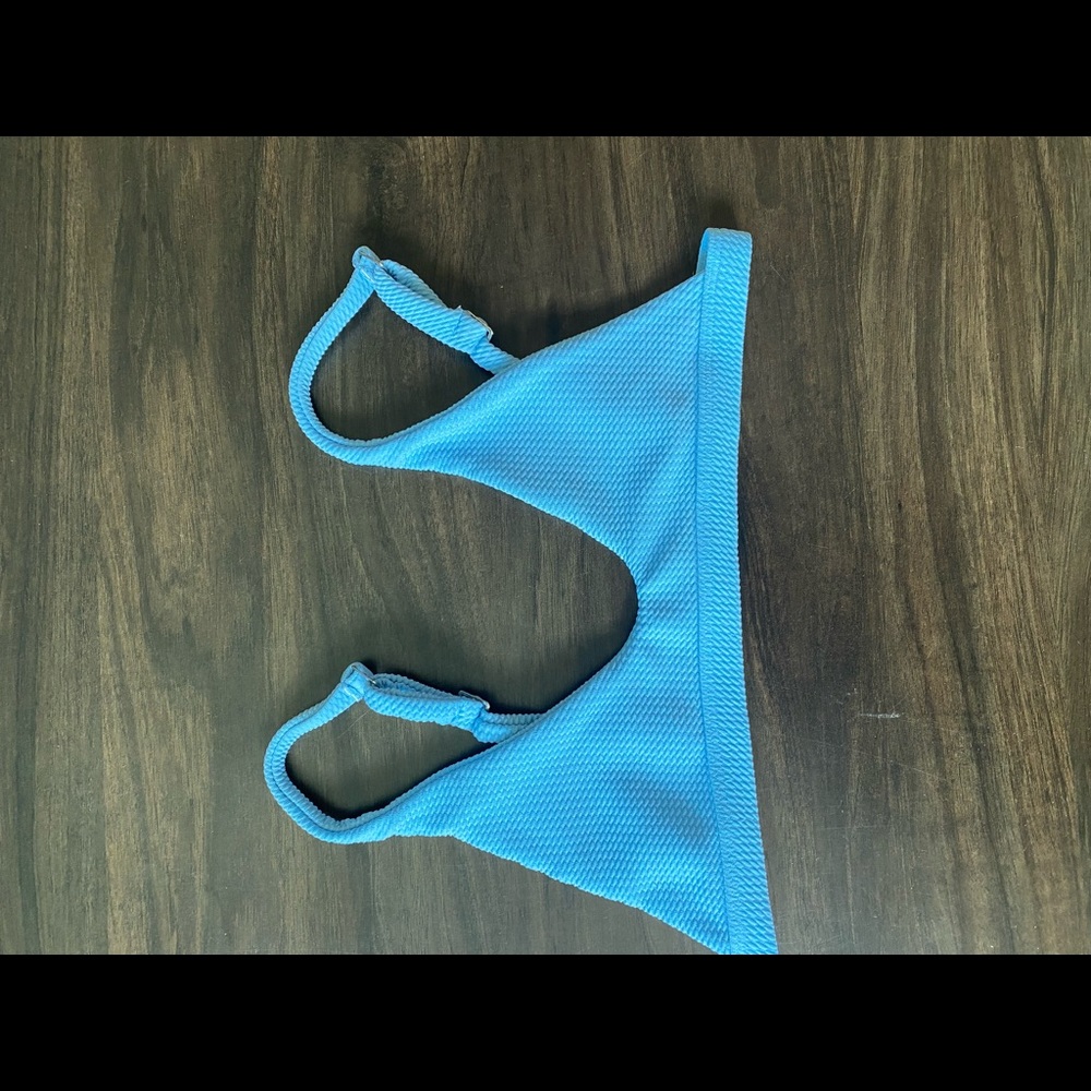 Adjustable swimsuit top